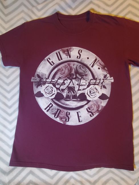 Unveiling the Best Guns N’ Roses Merchandise: A Fan’s Guide